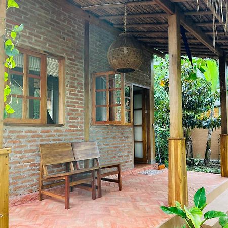 Santai House Daire Tetebatu Dış mekan fotoğraf