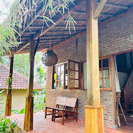 Santai House Daire Tetebatu Dış mekan fotoğraf